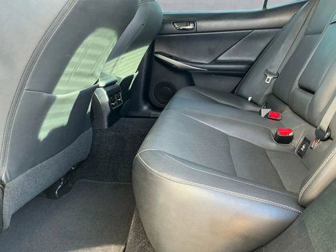 Used 2014 Lexus IS 250 w/ Navigation Package image 14