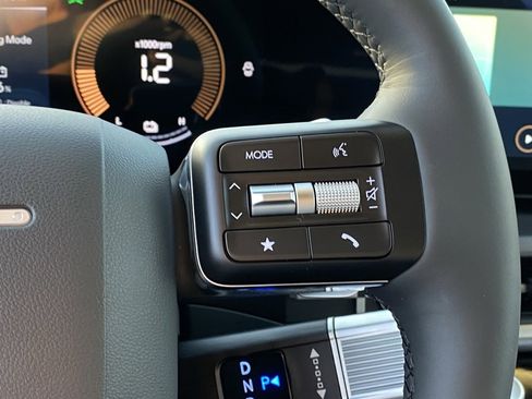 New 2026 Hyundai Santa Fe SEL image 18