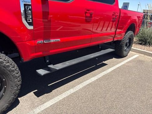 Used 2019 Ford F250 Lariat w/ Lariat Ultimate Package AWD/4WD image 11