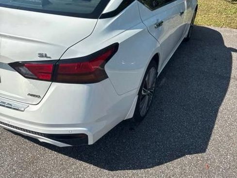 Used 2023 Nissan Altima 2.5 SL AWD/4WD image 5