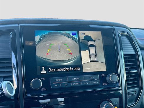 Used 2023 Nissan Titan PRO-4X w/ Pro-4x Convenience Package image 14