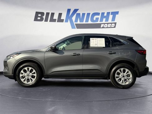 Used 2023 Ford Escape Active w/ Tech Pack #2 image 2