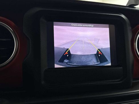 Used 2020 Jeep Gladiator Rubicon image 19