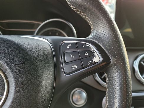 Used 2018 Mercedes-Benz GLA 250 image 23