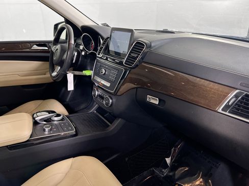 Used 2019 Mercedes-Benz GLS 450 4MATIC image 29