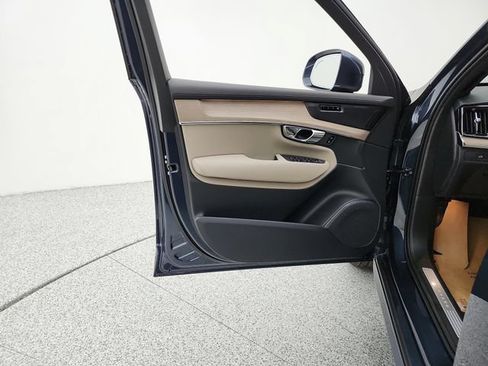 New 2026 Volvo XC90 T8 Plus w/ Protection Package AWD/4WD image 23