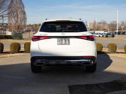 New 2026 Mercedes-Benz GLC 300 4MATIC image 6