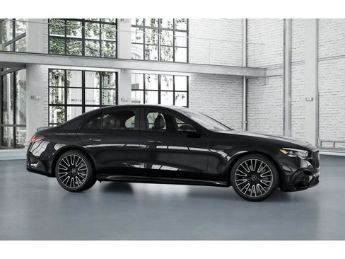 New 2026 Mercedes-Benz E 53 AMG e 4MATIC Sedan image 14