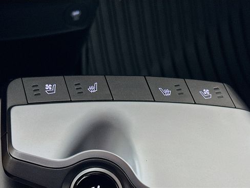 Used 2024 Kia EV6 Wind w/ Wind Technology Package image 26