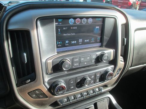 Used 2019 GMC Sierra 2500 Denali w/ Duramax Plus Package image 27