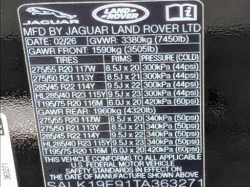 New 2026 Land Rover Range Rover Autobiography AWD/4WD image 17