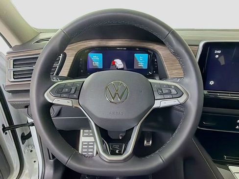 New 2026 Volkswagen Atlas SEL Premium R-Line AWD/4WD image 12