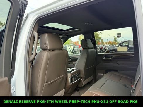 New 2026 GMC Sierra 3500 Denali w/ Denali Reserve Package image 9