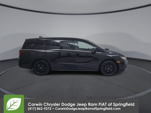Used 2025 Honda Odyssey Sport-L image 17