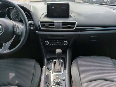 Used 2015 MAZDA MAZDA3 i Touring w/ Technology Package FWD image 33