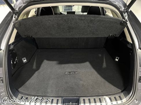 Used 2018 Lexus NX 300h AWD image 10