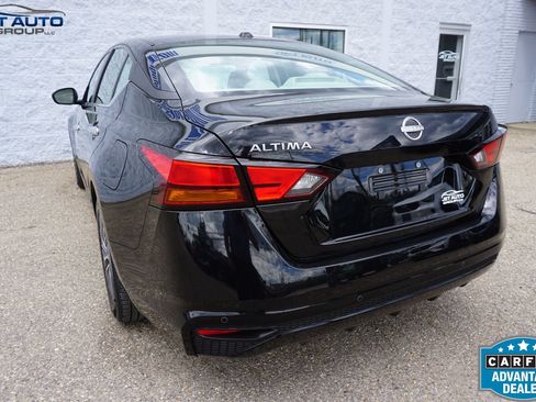 Used 2025 Nissan Altima 2.5 SV FWD image 9