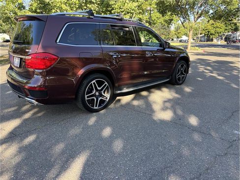 Used 2013 Mercedes-Benz GL 550 4MATIC image 6