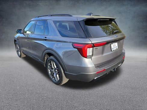 Certified 2025 Ford Explorer ST-Line w/ ST-Line Street Pack AWD/4WD image 5