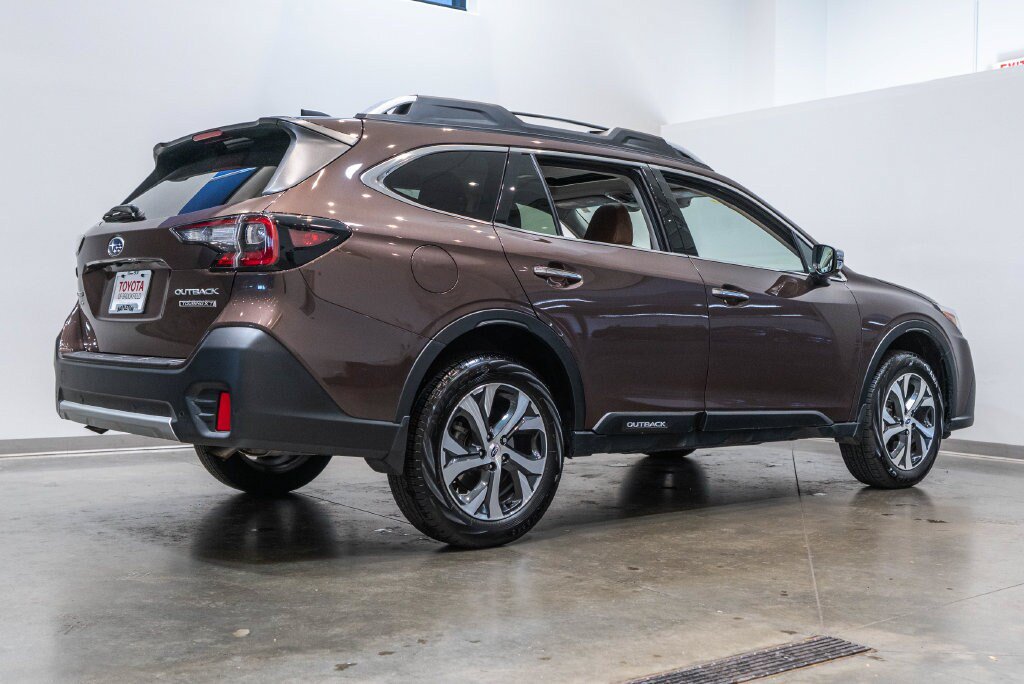 Used 2022 Subaru Outback Touring XT w/ Popular Package #2 AWD/4WD image 9
