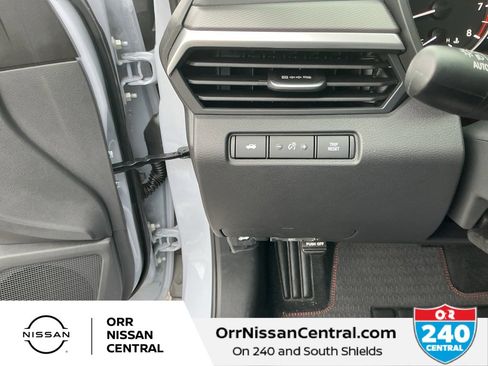 New 2025 Nissan Altima 2.5 SR image 18