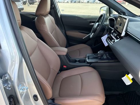 New 2026 Toyota Corolla Cross XLE w/ Convenience Package image 14