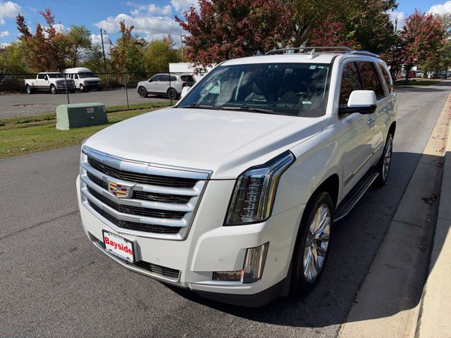 Used 2020 Cadillac Escalade Luxury AWD/4WD image 7