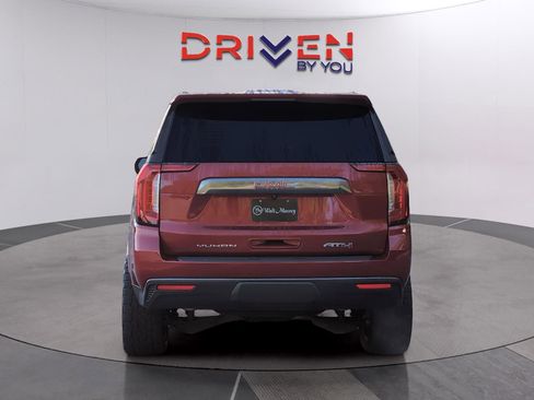 Used 2023 GMC Yukon AT4 image 4