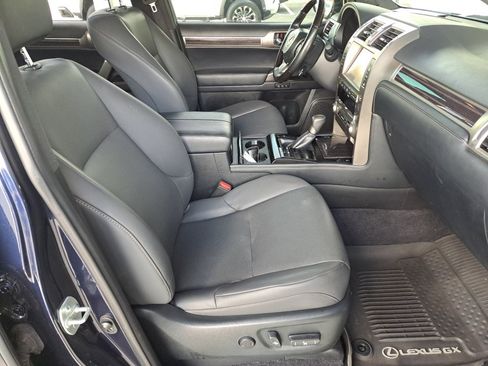 Used 2021 Lexus GX 460 Premium w/ Premium Package AWD/4WD image 19