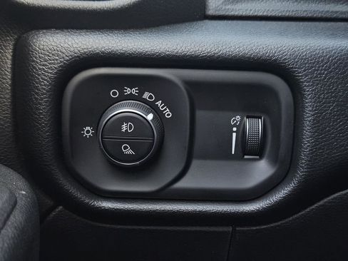 New 2026 RAM 2500 Tradesman image 24