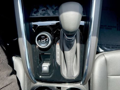 New 2025 GMC Canyon Elevation w/ Convenience Package AWD/4WD image 26