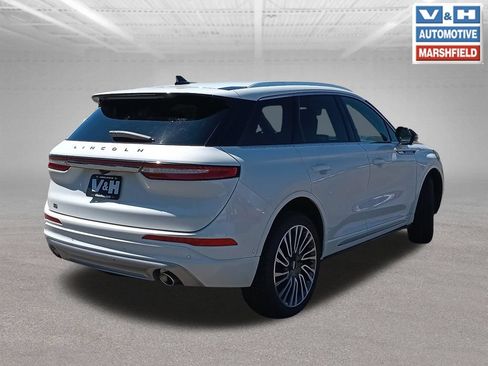 Used 2022 Lincoln Corsair Reserve w/ Equipment Group 201A AWD/4WD image 27