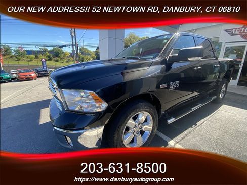 Used 2019 RAM 1500 Big Horn AWD/4WD image 2