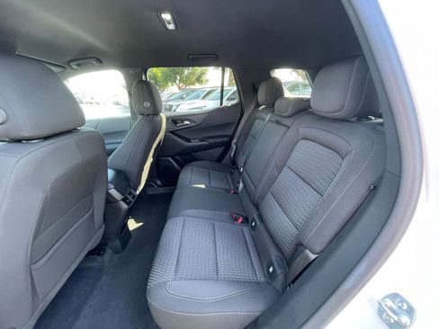 Used 2025 Chevrolet Equinox LT image 25