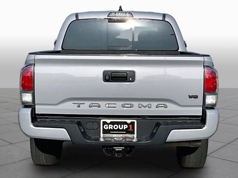 Used 2021 Toyota Tacoma TRD Sport RWD image 5