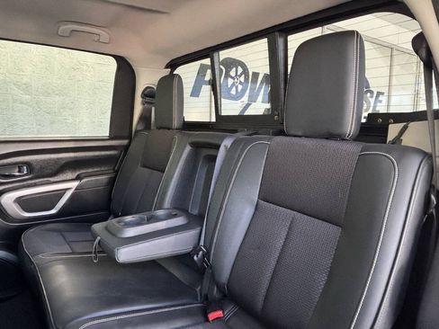 Used 2016 Nissan Titan PRO-4X AWD/4WD image 26