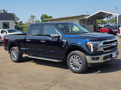 New 2026 Ford F150 Lariat w/ Equipment Group 501A Mid AWD/4WD image 3