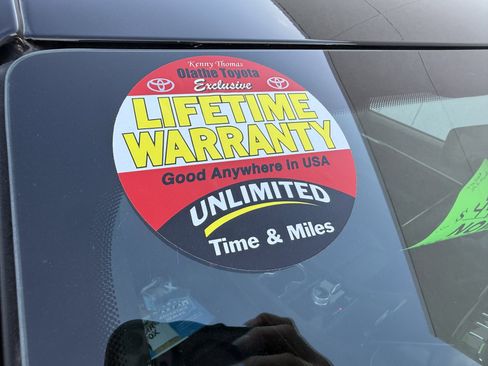 Used 2025 Jeep Grand Cherokee L Limited w/ Luxury Tech Group II image 32