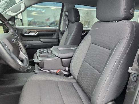 Used 2024 Chevrolet Silverado 1500 RST AWD/4WD image 8