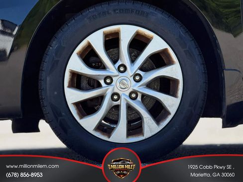 Used 2018 Nissan Sentra SV FWD image 29