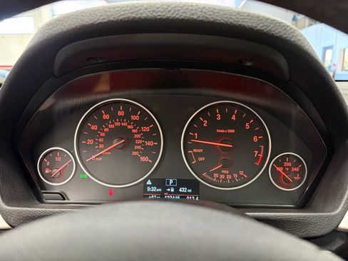 Used 2017 BMW 320i xDrive Sedan image 38