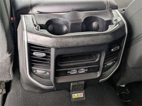 Used 2022 RAM 2500 Big Horn w/ Level C Equiment Group image 28