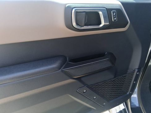 Used 2024 Ford Bronco Wildtrak AWD/4WD image 10