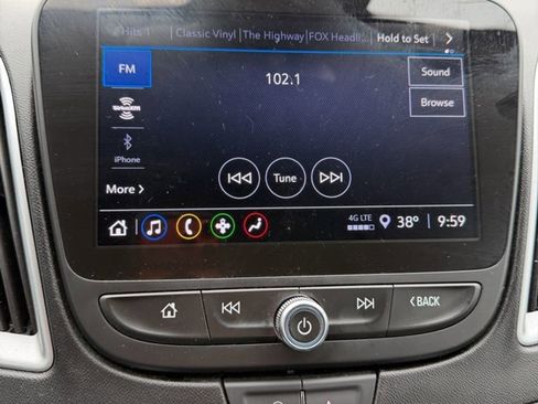 Used 2023 Chevrolet Malibu LT image 14