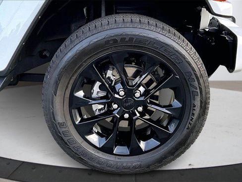 Certified 2021 Jeep Wrangler Unlimited Sahara image 34