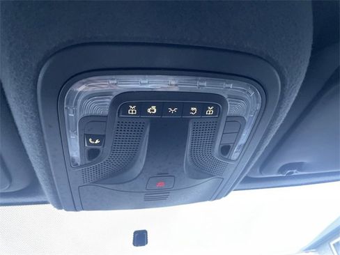 Used 2019 Mercedes-Benz Sprinter 170 w/ Chrome Grille Package image 18
