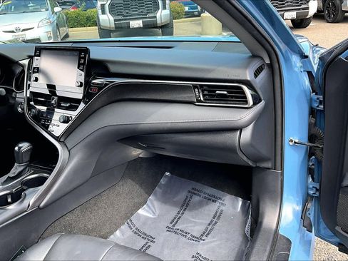 Used 2023 Toyota Camry XSE FWD image 18