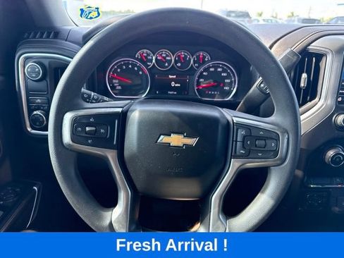 Used 2019 Chevrolet Silverado 1500 LT w/ Trailering Package RWD image 5