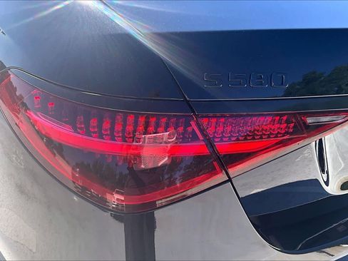 Used 2022 Mercedes-Benz S 580 4MATIC Sedan image 28