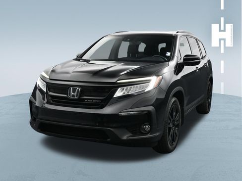 Used 2022 Honda Pilot Black Edition image 3